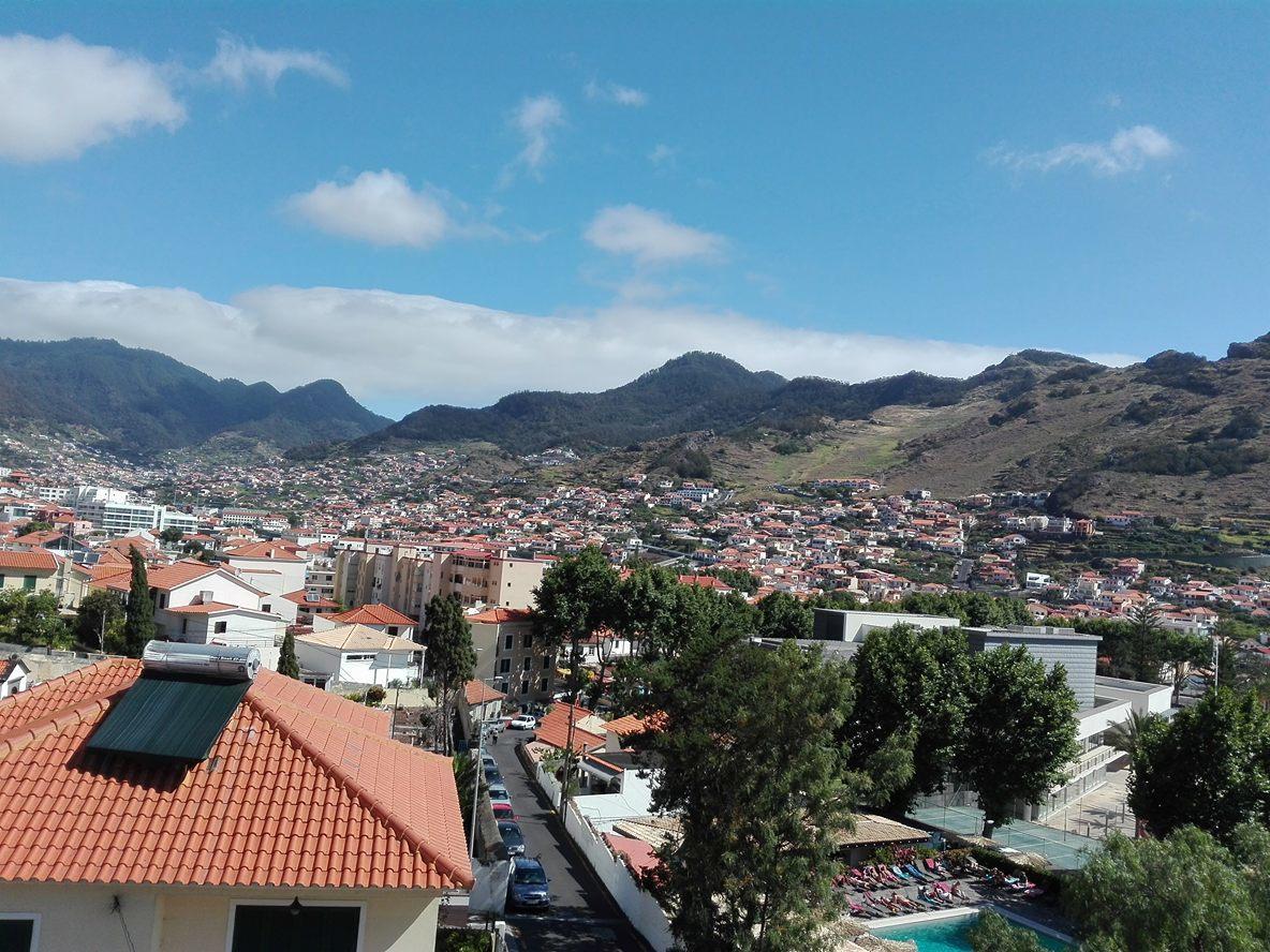 Hôtel Residencial Familia à Machico  Extérieur photo